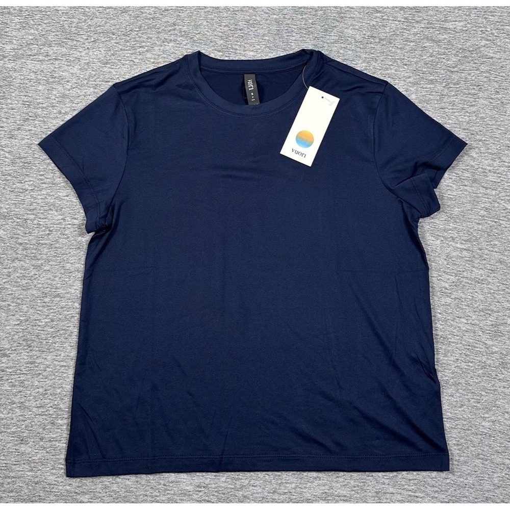 Vuori Energy Classic Tee Shirt Womens Small Blue Coast Short Sleeve Stretch NEW